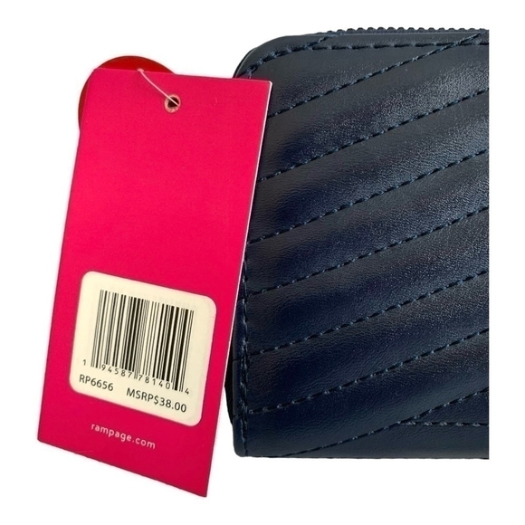 NWT Women Wallet RAMPAGE Navy Blue Gold Logo Quilted Leather Accordion Wallet - Picture 4 of 8